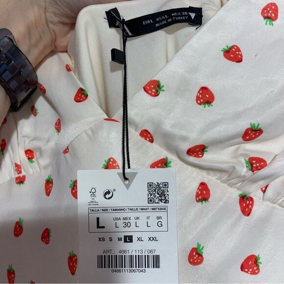 NEW Zara Strawberry Print Mini Dress Women Size L Satin Babydoll Soft Girl Flirt - Picture 6 of 11
